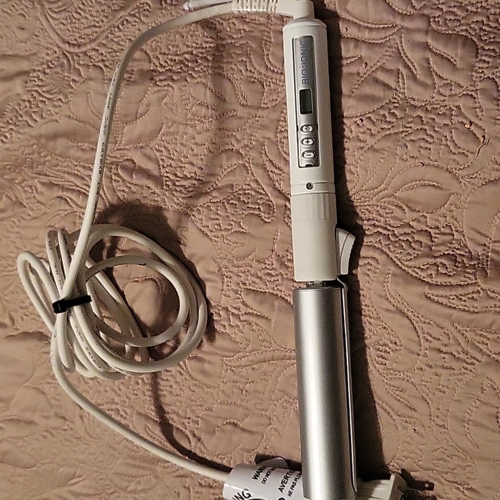Bio ionic curler